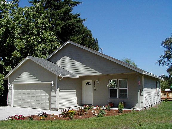 3rd image of 2001 NE 87th Ave