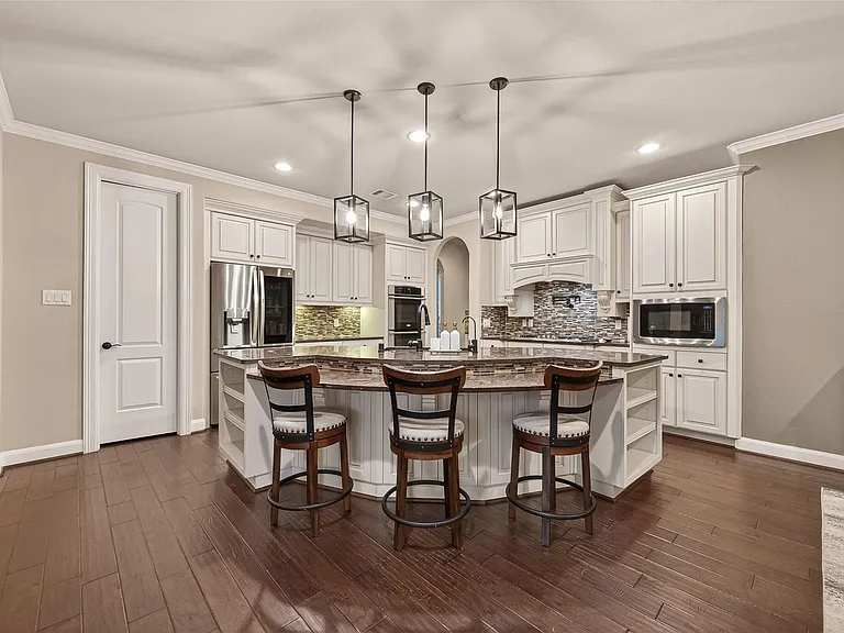 3835 Dortmund Dr — Photo 12