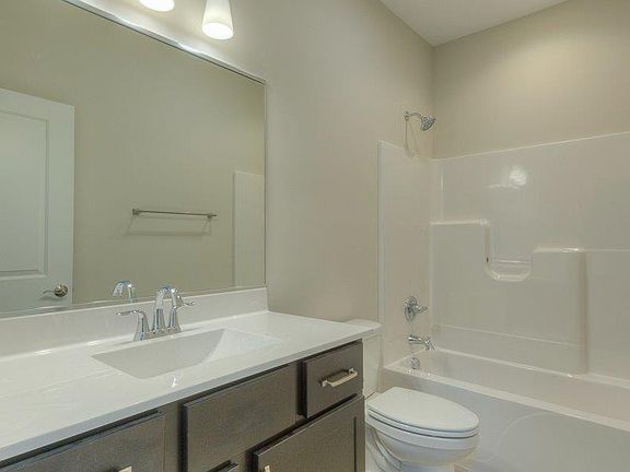5th image of 14220A Onyx Way