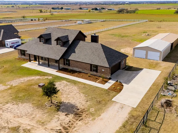 186 County Road 4430, Rhome, TX 76078
