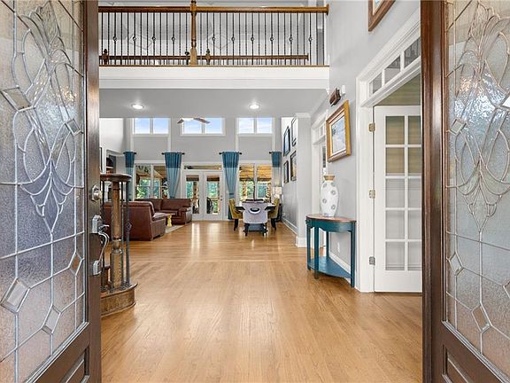 4th image of 4514 Meadowland Way