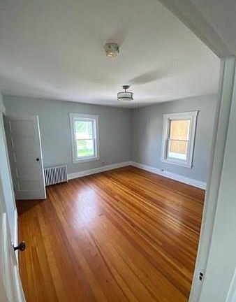 5th image of 21 Saint George Ave Floor 2