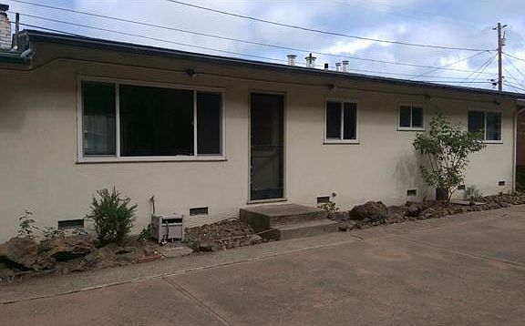2nd image of 131 Pecks Ln