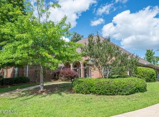 100 Autumn Woods, Starkville, MS 39759