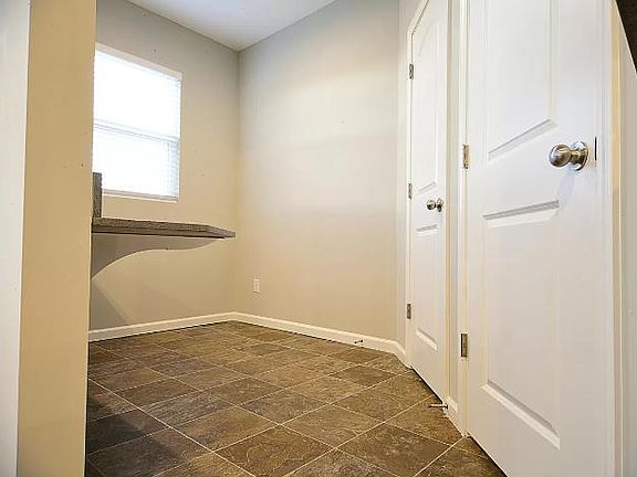 4th image of 15461 Staffordshire Way