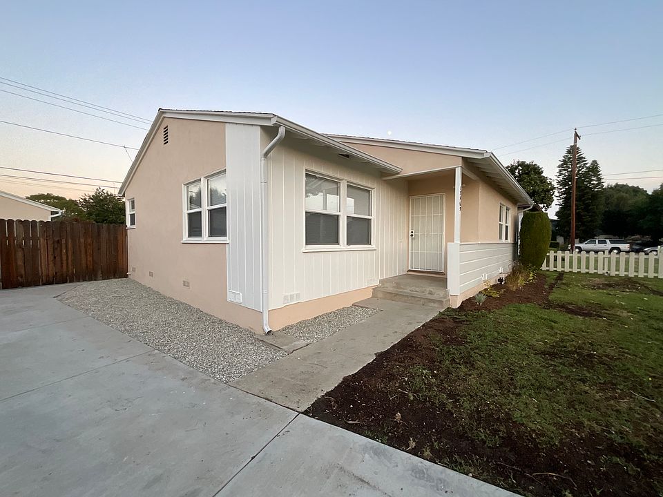 Front oh your new rental