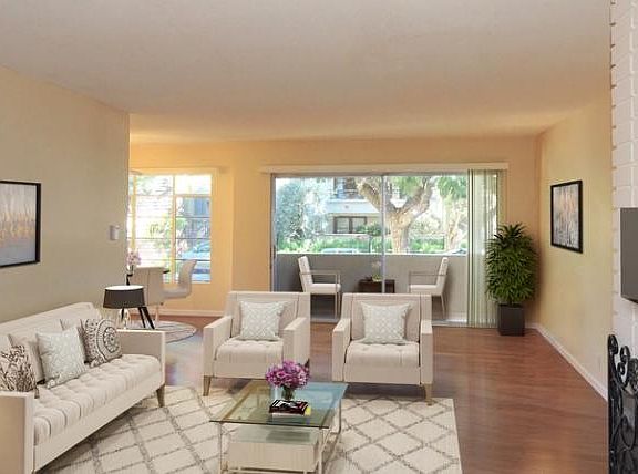 3rd image of 1651 Camden Ave APT 3