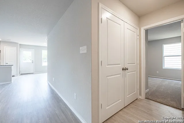 3 bed, 2.0 bath, 1216 sqft, $1,750 — Photo 4