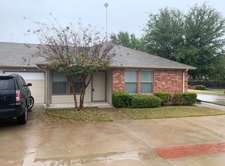 112 Stewart Bend Court, Azle, TX 76020