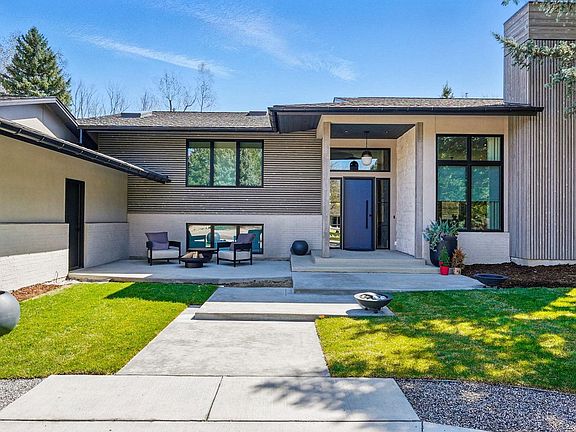 3rd image of 6923 Hunter Pl