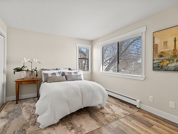 5th image of 3562 Nottingham Ct #4160500