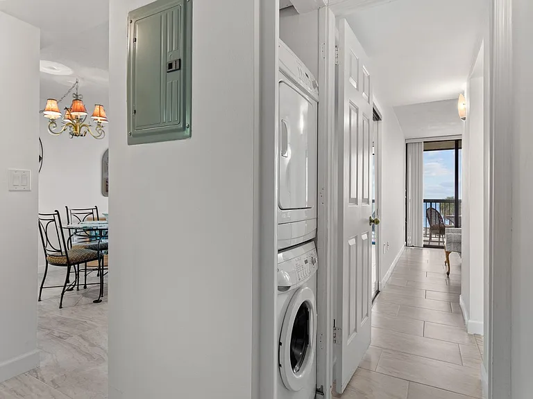4141 Ocean Dr #402 — Photo 19