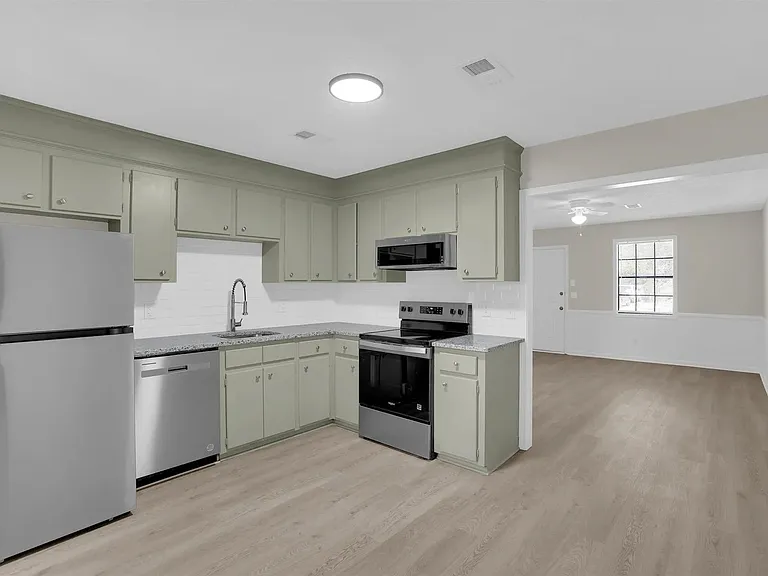 3908 Persimmon St #3908 — Photo 9