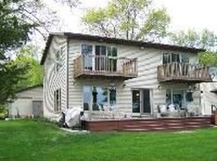 W10823 Tipperary Rd, Poynette, WI 53955