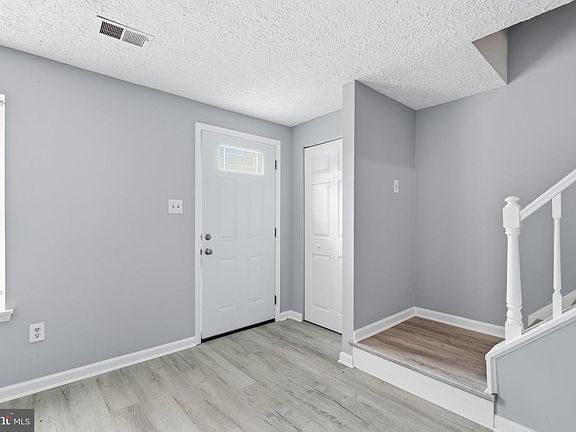 3rd image of 5749 Charstone Ct