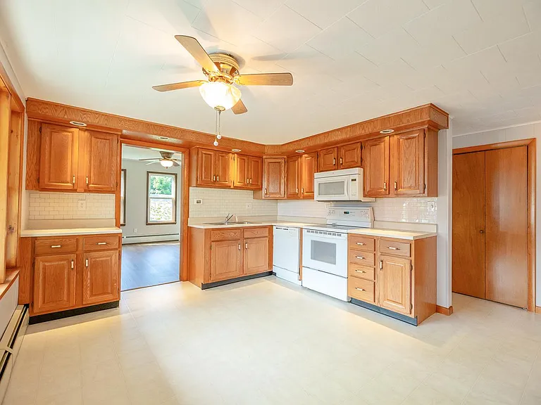 23 Lafayette St #1 — Photo 1