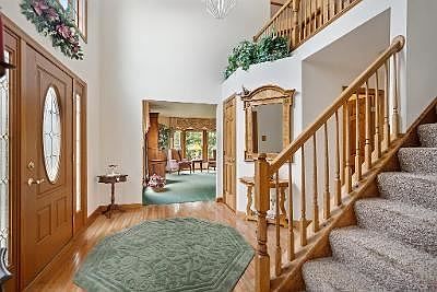 2nd image of 102 Pemberton Pl