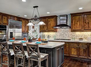 12042 Wallingsford Rd, Los Alamitos, CA 90720