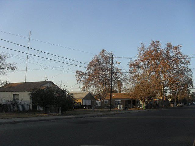 2nd image of 6961 N Cottage St