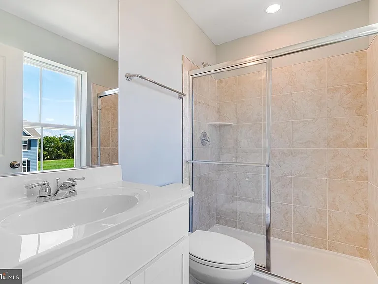68 Gray Silver Rd — Photo 18