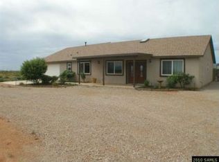 740 E Valley View Trl, Huachuca City, AZ 85616