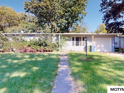606 J St, Charles City, IA, 50616