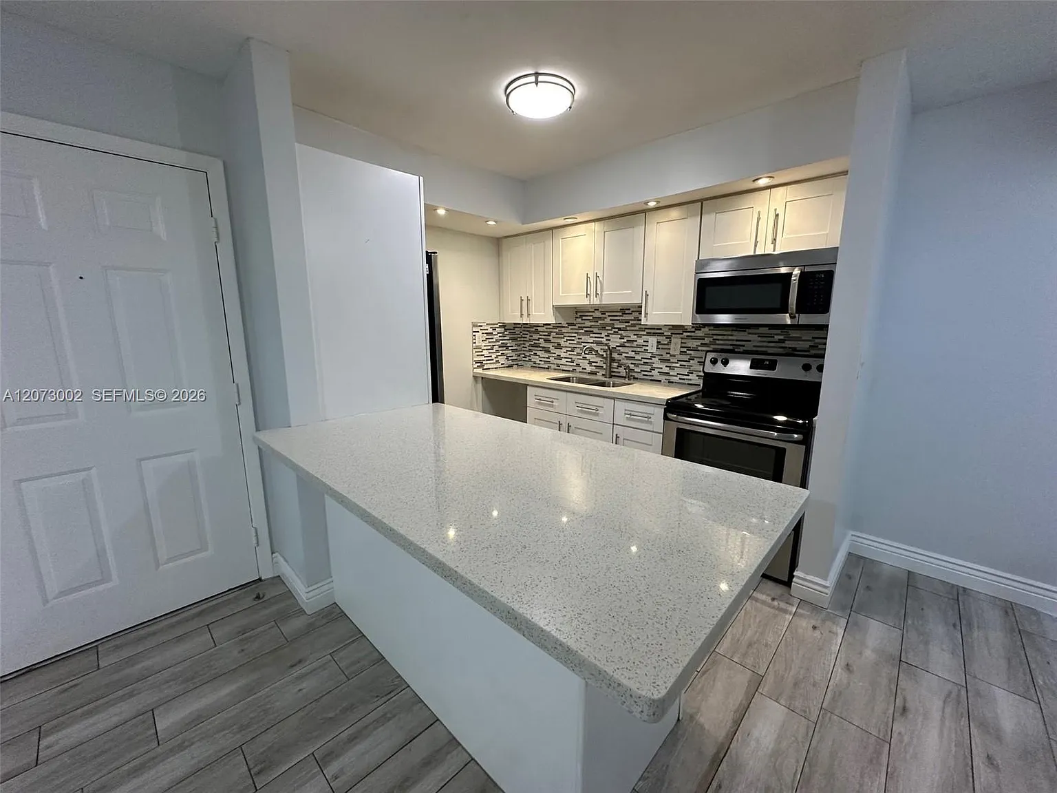 Countryside Village Condo — Photo 2