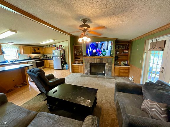 2nd image of 67 S Sunnyside Ln