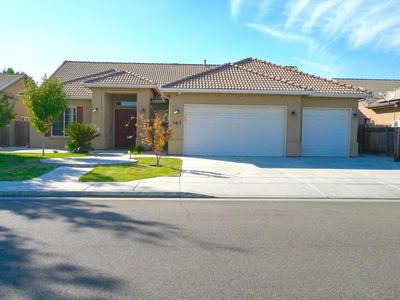 363 S Parkwest Street, Porterville, CA, 93257