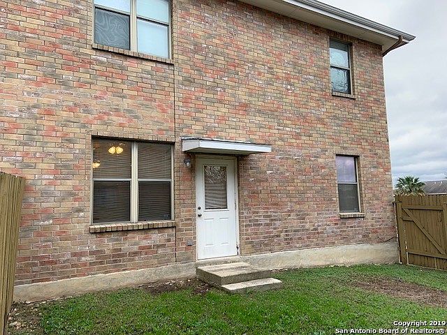 1st image of 510 Dukeway Dr #1