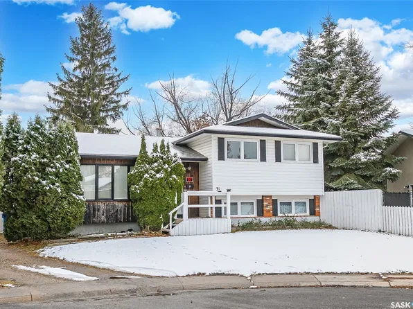 31 Bushe Place, Saskatoon, SK S7M 4J6