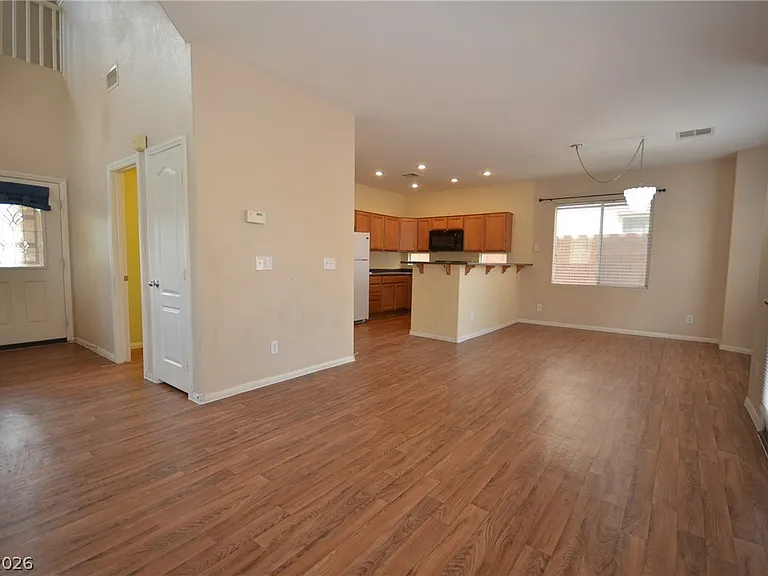 10624 Allegrini Dr — Photo 7