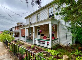 838 W Beverley St #C, Staunton, VA 24401