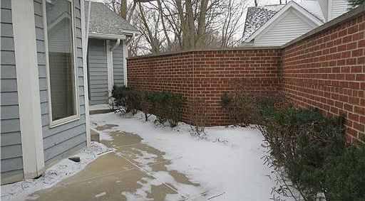 3rd image of 234 Ashbury Ct