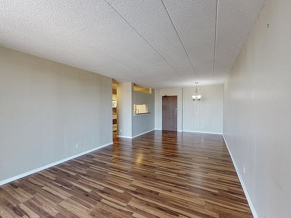 3rd image of 75 Kristin Cir APT 407