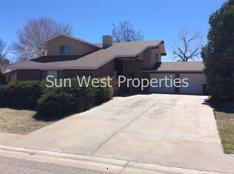 1st image of 121 E Twilight Dr