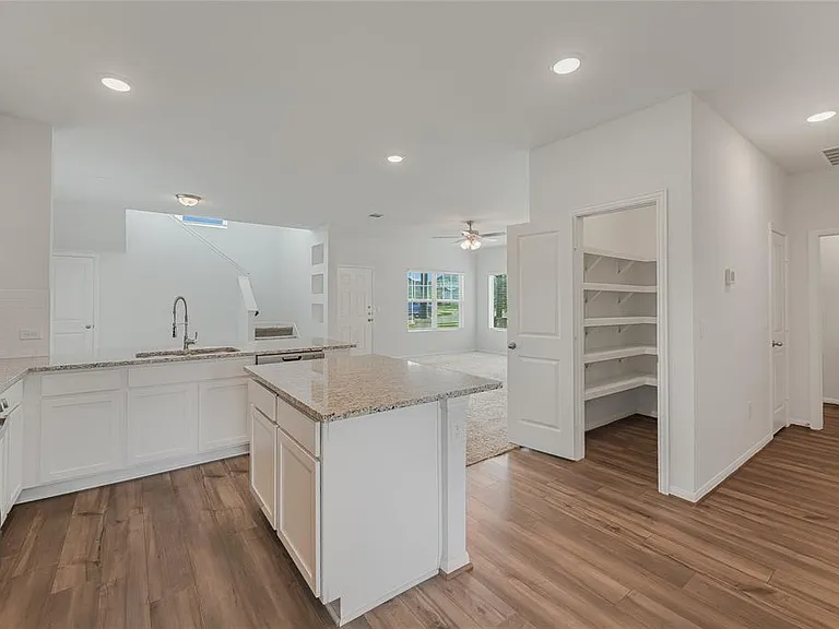 133 Everglades Dr — Photo 10