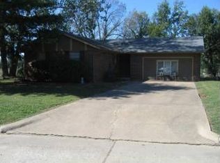 245 Sunset Dr, Vinita, OK 74301