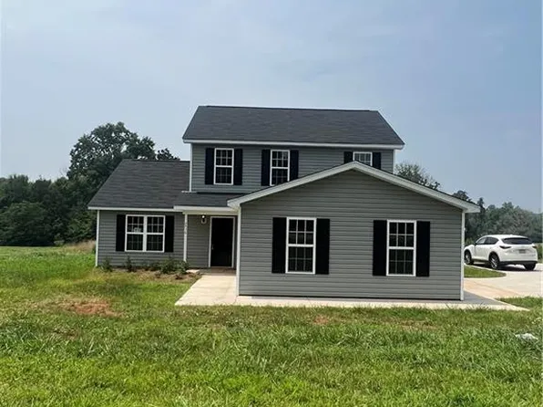 7416 S State Highway 801, Mocksville, NC 27028