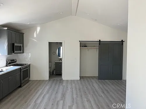 701 Oakdale Ave #1 Photo 1