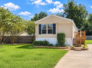2525 Dolphin Dr, Lake Charles, LA 70605