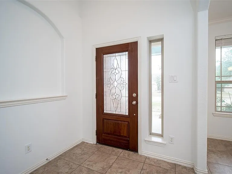 6731 Trinity Trail Ln — Photo 7