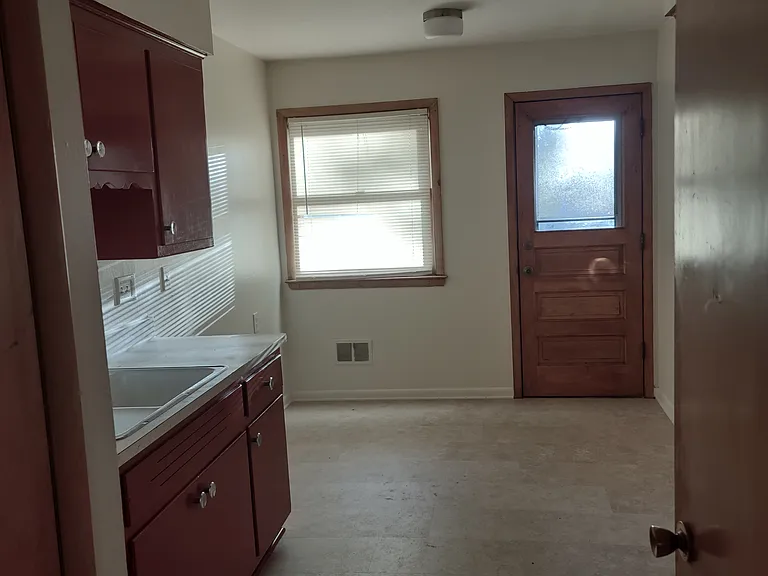 5346 N 51st Blvd #3 — Photo 7