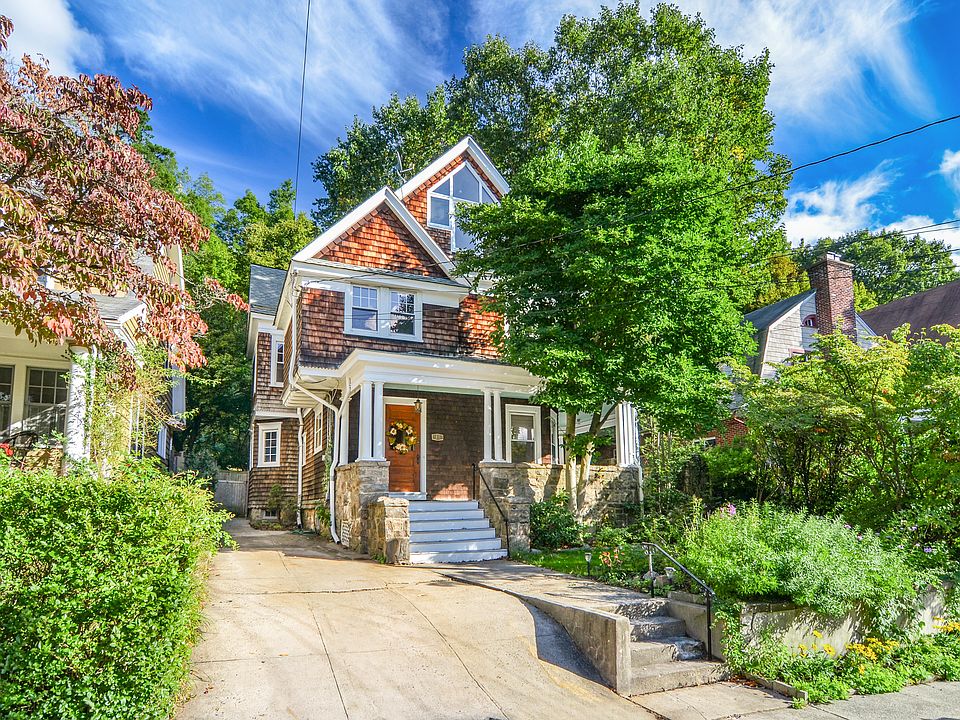 1st image of 18 Odell Ave