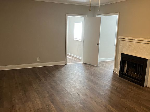 4th image of 134 Munson Dr