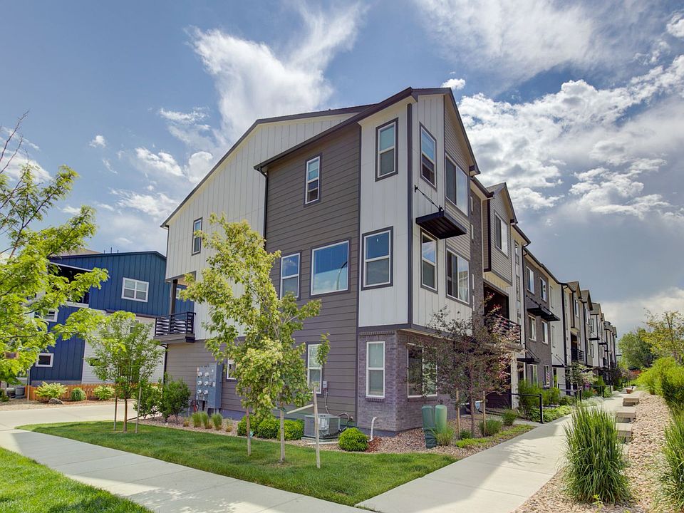 1st image of 12225 W 57th Pl