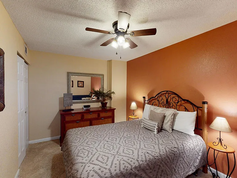 103 Southwood Shores Pl #1C — Photo 4
