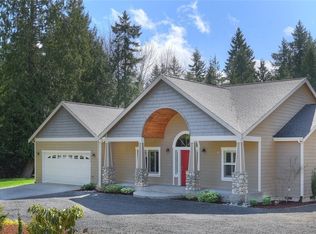 5095 NE Henderickson Rd, Poulsbo, WA 98370