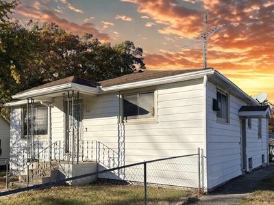 303 E Lake St, Knox, IN, 46534