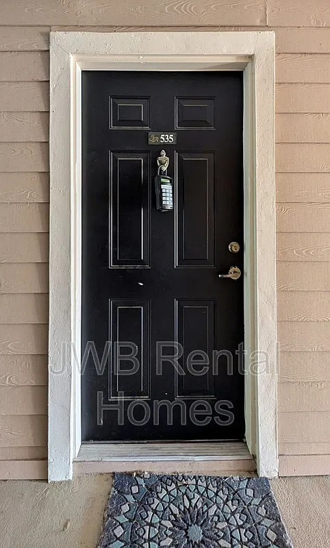 Southside — Photo 2